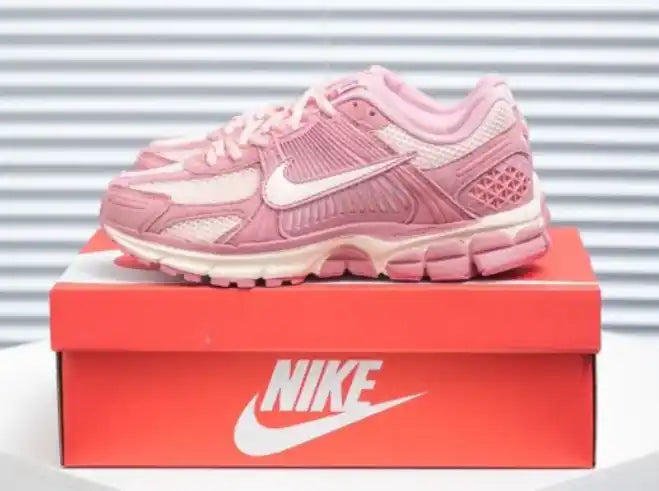 Nike Zoom Vomero 5 Red Stardust (2025/2026)